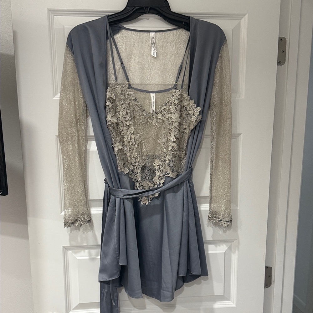 Flora Nikrooz Lace Trim Robe in Blue and Cream